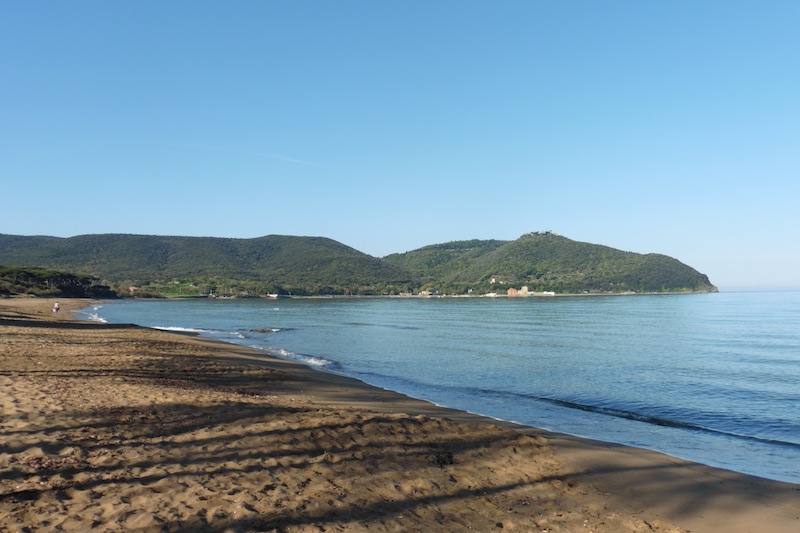 autre vue de la plage de Baratti