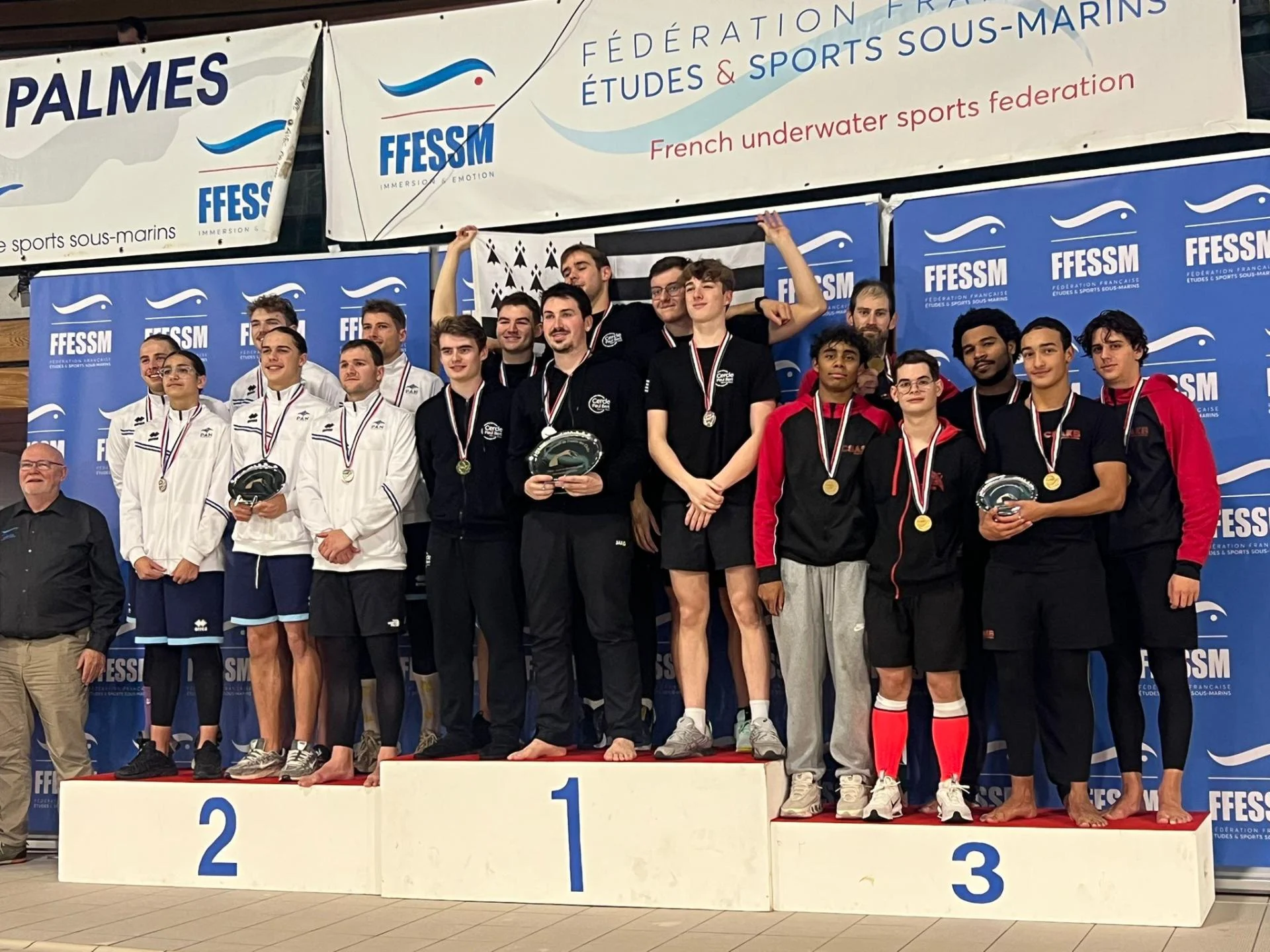 Equipe hommes podium dijon